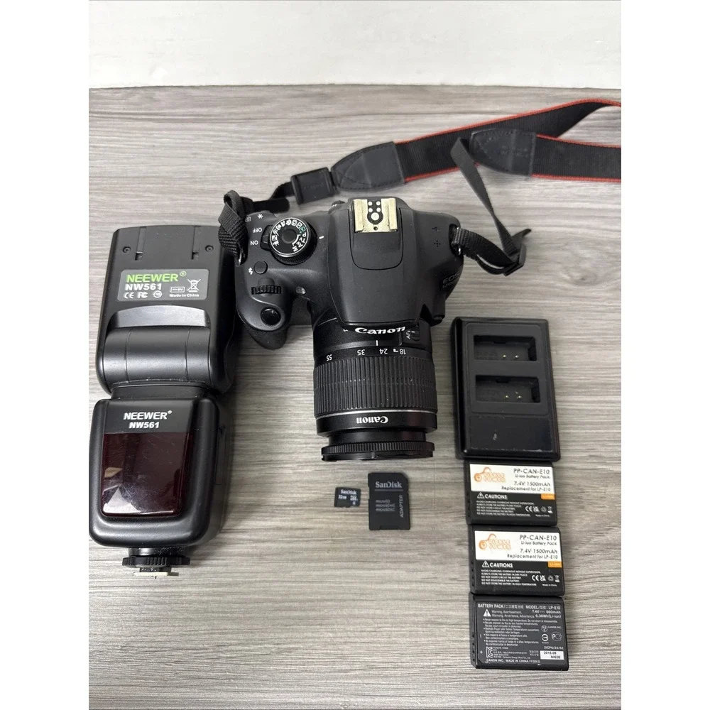 Canon EOS 1200D 18MP Digital SLR Camera EF-S 18-55mm‎ III lens, 32gb Sd Card